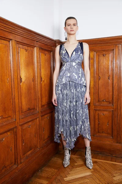 Look 13